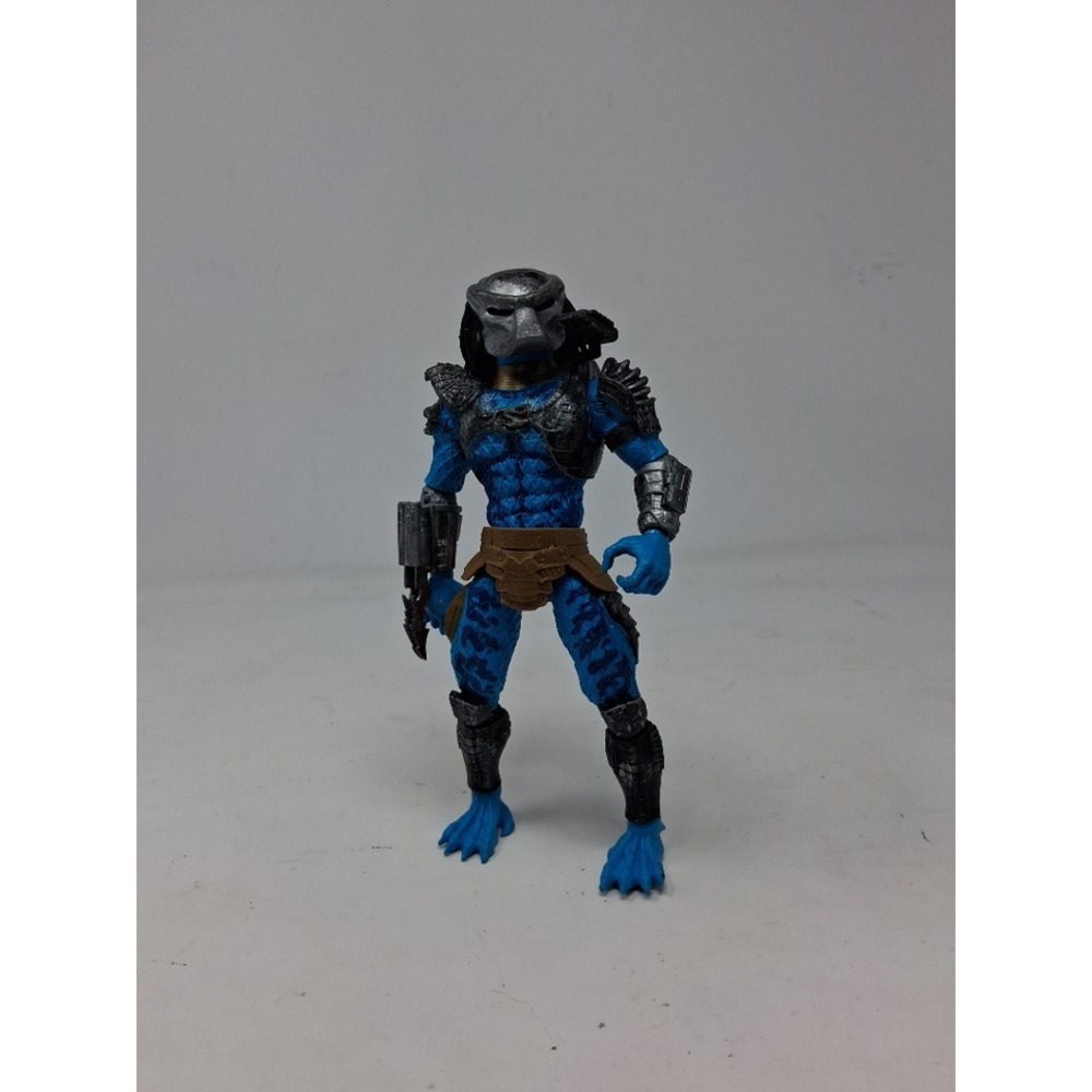 NECA Predator Hive Wars Warrior Blue Action Figure Sci-Fi Collectible Toy